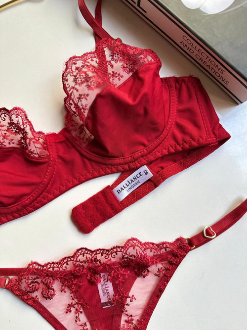 Amy Brode Set Kırmızı